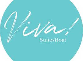 Viva Suitesboat, kapal di Marina di Montenero
