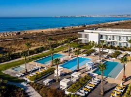 Pestana Alvor South Beach Premium Suite Hotel、アルヴォルのホテル