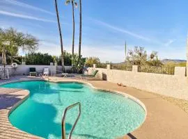 Carefree Home Pool Access and Mountain Views!