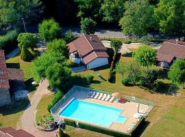 Maison de 3 chambres avec piscine partagee jardin clos et wifi a Gorses, viešbutis mieste Gorses