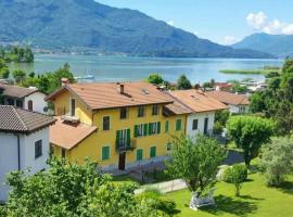 Casa Mimosa - appartamento vacanze sul Lago di Como, hotel en Sorico
