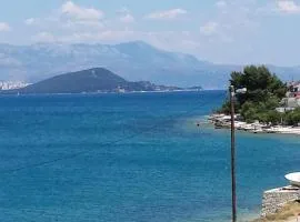 Apartmani Krolo Trogir otok Čiovo