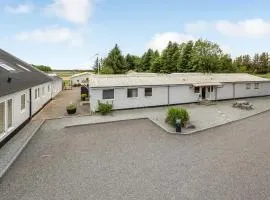 8 Bedroom Cozy Home In Henne