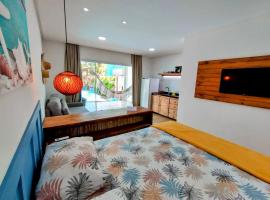 Villa Bangalu, &xi;&epsilon;&nu;&omicron;&delta;&omicron;&chi;&epsilon;ί&omicron; &sigma;&tau;&omicron; &Pi;ό&rho;&tau;&omicron; &nu;&tau;&epsilon; &Gamma;&kappa;&alpha;&lambda;ί&nu;&alpha;&sigmaf;