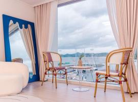 The castle ocean suite, chỗ nghỉ tự nấu nướng ở Yeosu