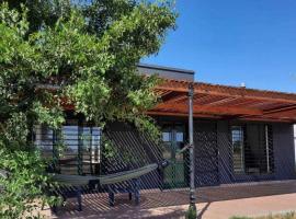 Casa quinta con vista al campo, cabaña en Chascomús