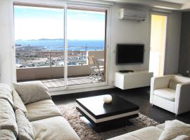 Loft Vue Mer: Marsilya, CRN2M UMR6231 Research Centre Marseille yakınında bir otel