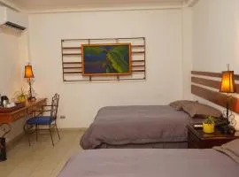 Hotel Casa del Arbol, hotel Ramón Villeda Morales nemzetközi repülőtér - SAP környékén San Pedro Sulában