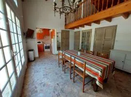Maison de village spacieuse à 70m de la plage, 200m des commerces, grande terrasse, 10 couchages - FR-1-423-273