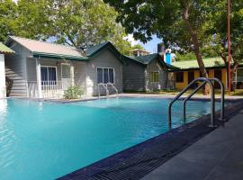 Triple Tree Cottage, hotel near Mattala Rajapaksa International Airport - HRI, Tissamaharama