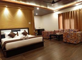 Skywood Resort Shoghi, hotel in Shogi