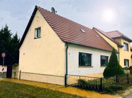 Ruhige Monteurwohnung in Werder, khách sạn ở Plötzin