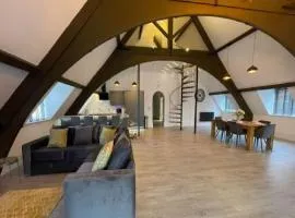 Central Luxurious Stylish Church Conversion