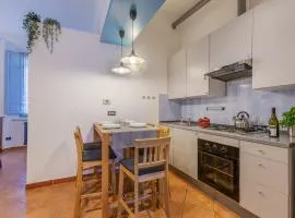 Ferrara Station Essential Apartment with parking