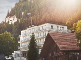Bellevue Parkhotel & Spa - Relais & Châteaux – hotel w mieście Adelboden