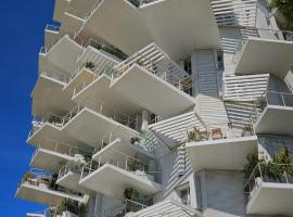 Arbre Blanc, une folie montpelli&eacute;raine