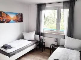 Top Monteurwohnungen Halle, Einzelbetten, Küche, Nähe Leuna & Schkeuditz