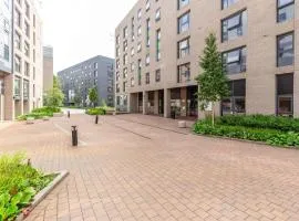 Ensuite Bedrooms with Shared Kitchen and Studios at Marshall Court in Newcastle