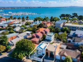 Eastern Beach Retreat