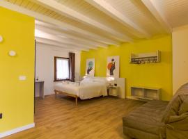 Appartamento immerso nella natura con parcheggio - Primula, hotel v destinaci Sòis