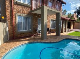 Christa's Place 899, guest house in Pretoria