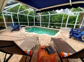 Suite 8 The Pool House, hotel in Manasota Key