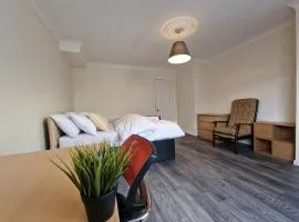 Nice Living Serviced Accommodations 6