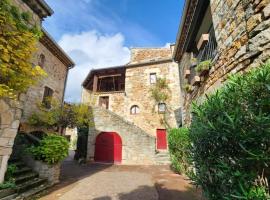 Le Mas des Lucioles à Vinezac, hotel em Vinezac