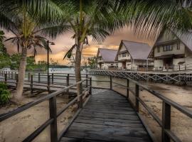 Sienna Resort, hotel in Maratua Atoll