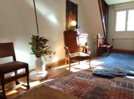 PARIS AUTHENTIC HOUSE Entier 1920's villa Métro Line 7 For Groups