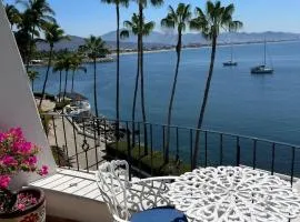 Frente al mar, comodo y familiar en Playasol Manzanillo