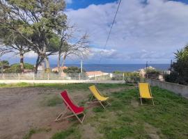 Calvi, T3, vue mer, grande terrasse, location près de la plage à Calvi