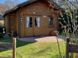 TinyHouse Meereszauber- ruhige Lage, eigener Garten, Grill, hotel que acepta mascotas en Wolgast