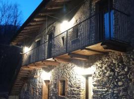 Country House Le Gaie Allegre, hotel in Villar San Costanzo
