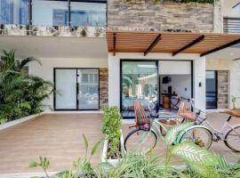 Spacious Condo, beautiful pool, Wi-Fi - Casa Kaanal 104