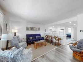 Colonial Condo 305