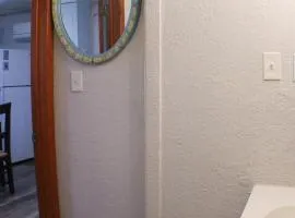California Ave - 2 BR - Home Away from Home!