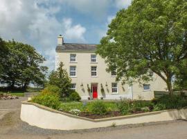 Newton West Farm, hotel with parking in Haverfordwest