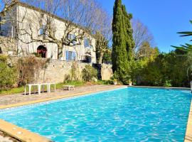 Cozy Home In St-Hippolyte-Du-Fort, hotel in Saint-Hippolyte-du-Fort