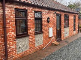 The Old Stables in Mews, hotel in Kessingland