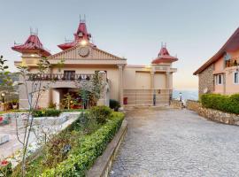 Radisson Hotel Shimla, romantic hotel in Shimla