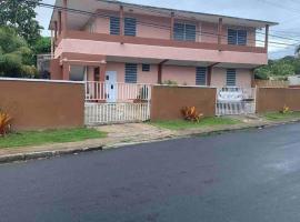 1 BR, Dorado beach apartment 20% monthly discount, allotjament vacacional a Dorado