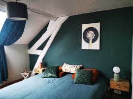 Chambre double - La belle Verte - Domaine de l'Espérance, B&B/chambre d'hôtes à Bersaillin