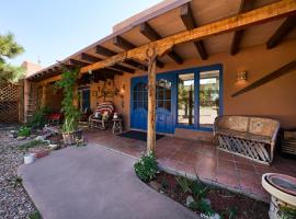 Loba Luna-Come Home To Enchantment, B&B in Albuquerque