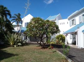 Turquoise, pet-friendly hotel in Blue Bay