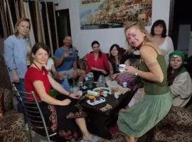 Varuna Palace Near Mandir & Ghat's