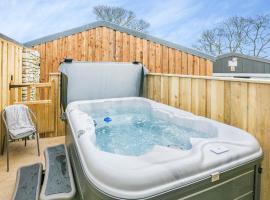 Heathcote Hayloft - Uk36663, hotel with jacuzzis in Hartington