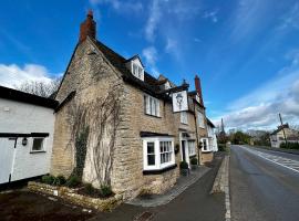 The Lion, Tredington, hotel v destinaci Shipston on Stour