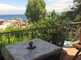 Appartamento in villa vista mare, cabana o cottage a Ischia