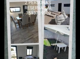 Alquiler temporario villa allende, hotell med parkeringsplass i Cordoba
